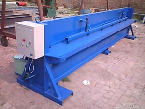 2-4米液压剪板机